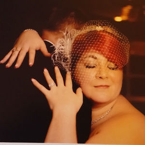 Meet your Posher, Cara